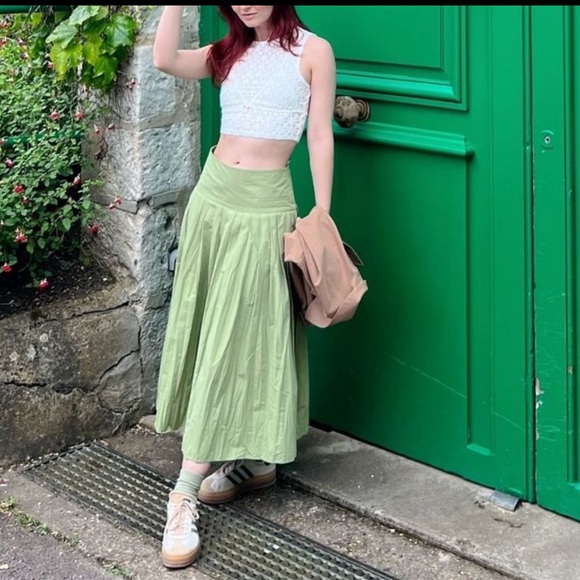 Zara Cotton Pleated Midi Skirt Mid Waist Yoke Detail at waist ZW Green XS NWT - Picture 6 of 16